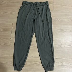 Lululemon Keep Moving Jogger